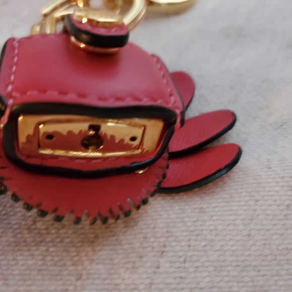 Nwt Burberry Leather bag charm keyring 100% Authentic - Picture 5 of 10